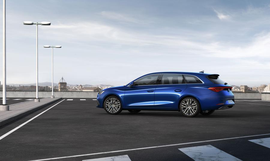  Seat Leon Sportstourer Xcellence 2020 года  (WW) (фото 4 из 34)